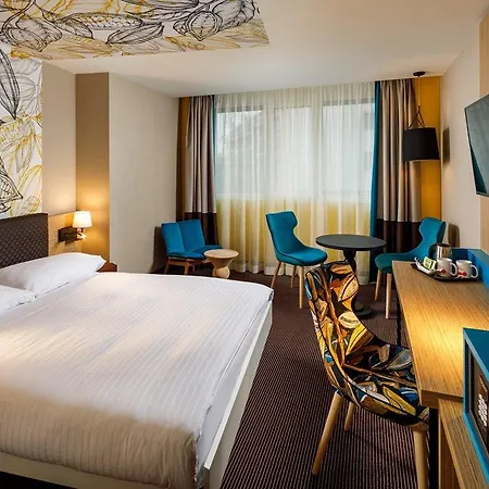 Swiss Chocolate By Fassbind 酒店