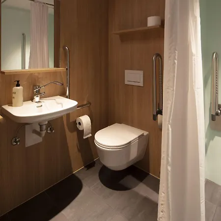 Swiss Chocolate By Fassbind فندق لوزان