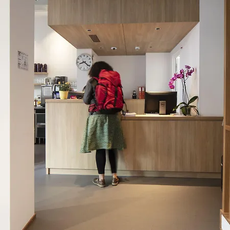 Swiss Chocolate By Fassbind 酒店