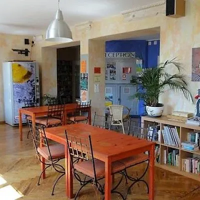 Swiss Chocolate By Fassbind 酒店