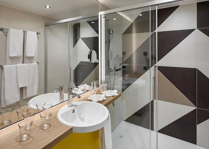 Swiss Chocolate By Fassbind 酒店